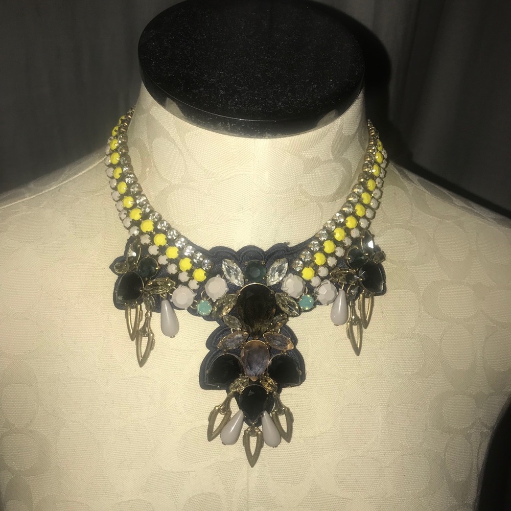 EUC JCrew bib necklace with intricate decoration